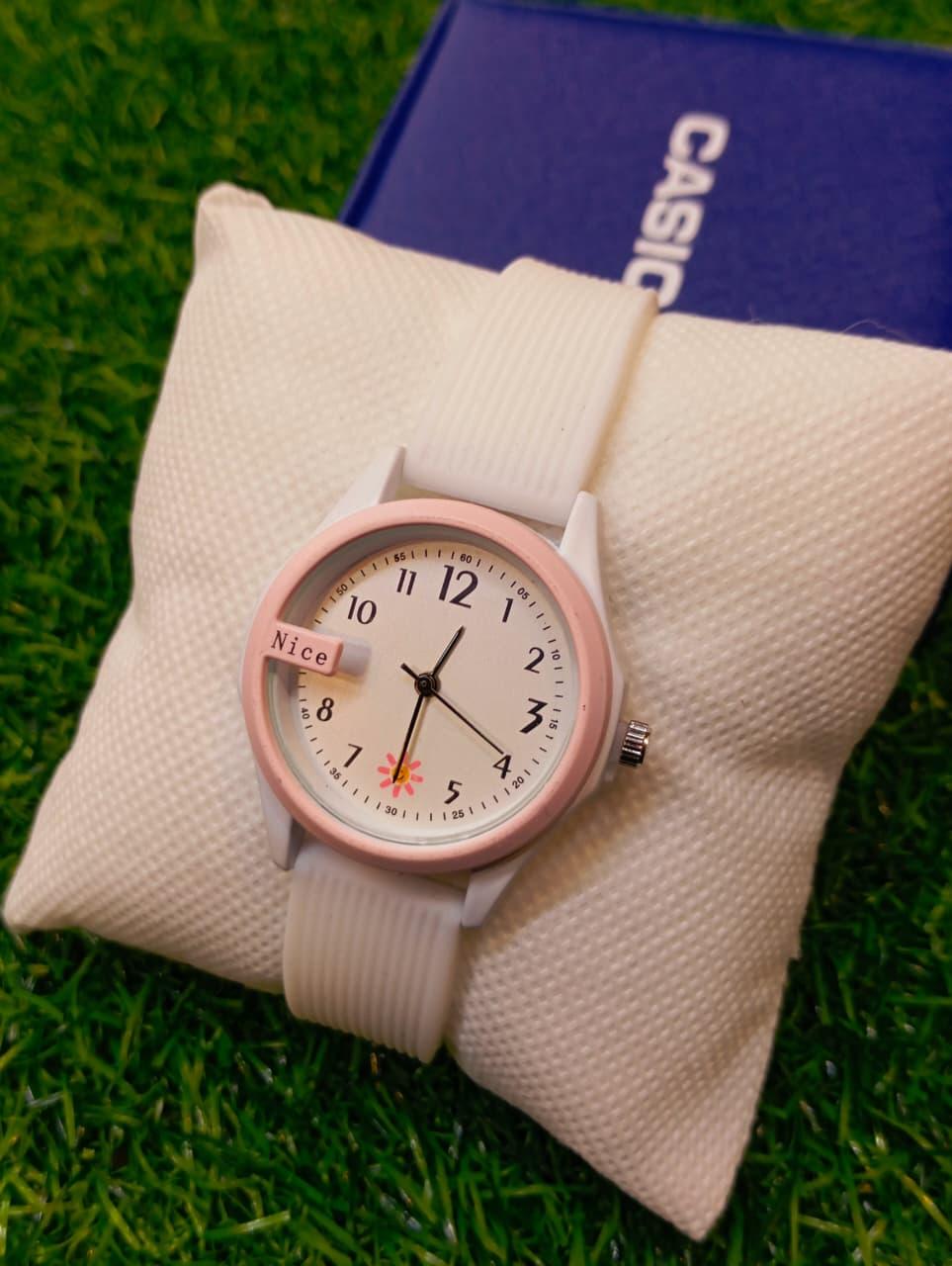 NEW ARRIVEL 🛬    WOMEN FASHION WATCH     